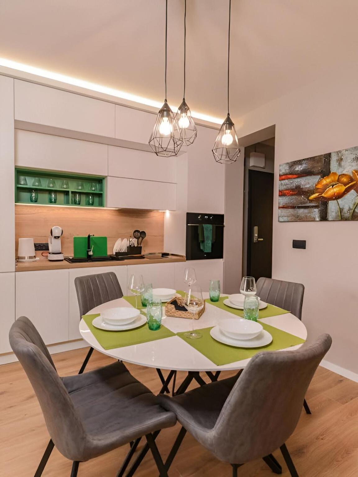Urban Eden - Lux & Style, 2-Bedroom, 2-Bathroom ソフィア エクステリア 写真